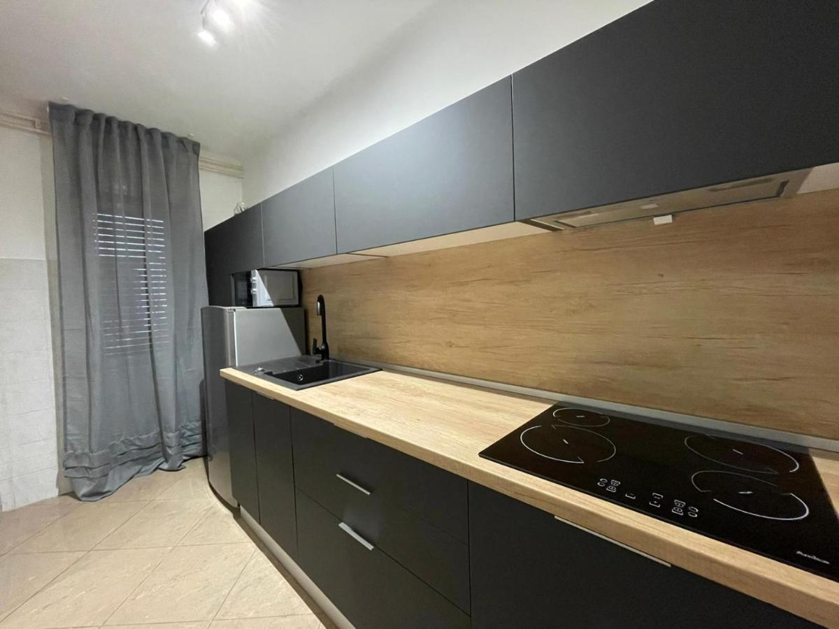 Apartments "M" PUY Exterior foto